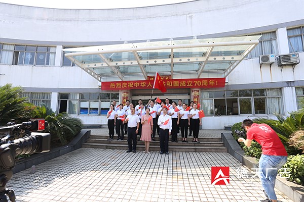 常德市德天廣告有限公司,品牌設(shè)計(jì),活動策劃,影視攝制,廣告設(shè)備租賃,媒體廣告推廣,